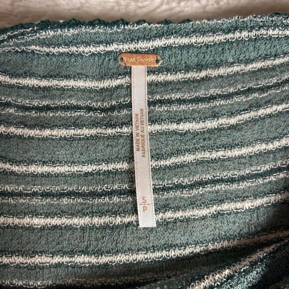 Free People Women's Green and Blue Blouse - Picture 2 of 4